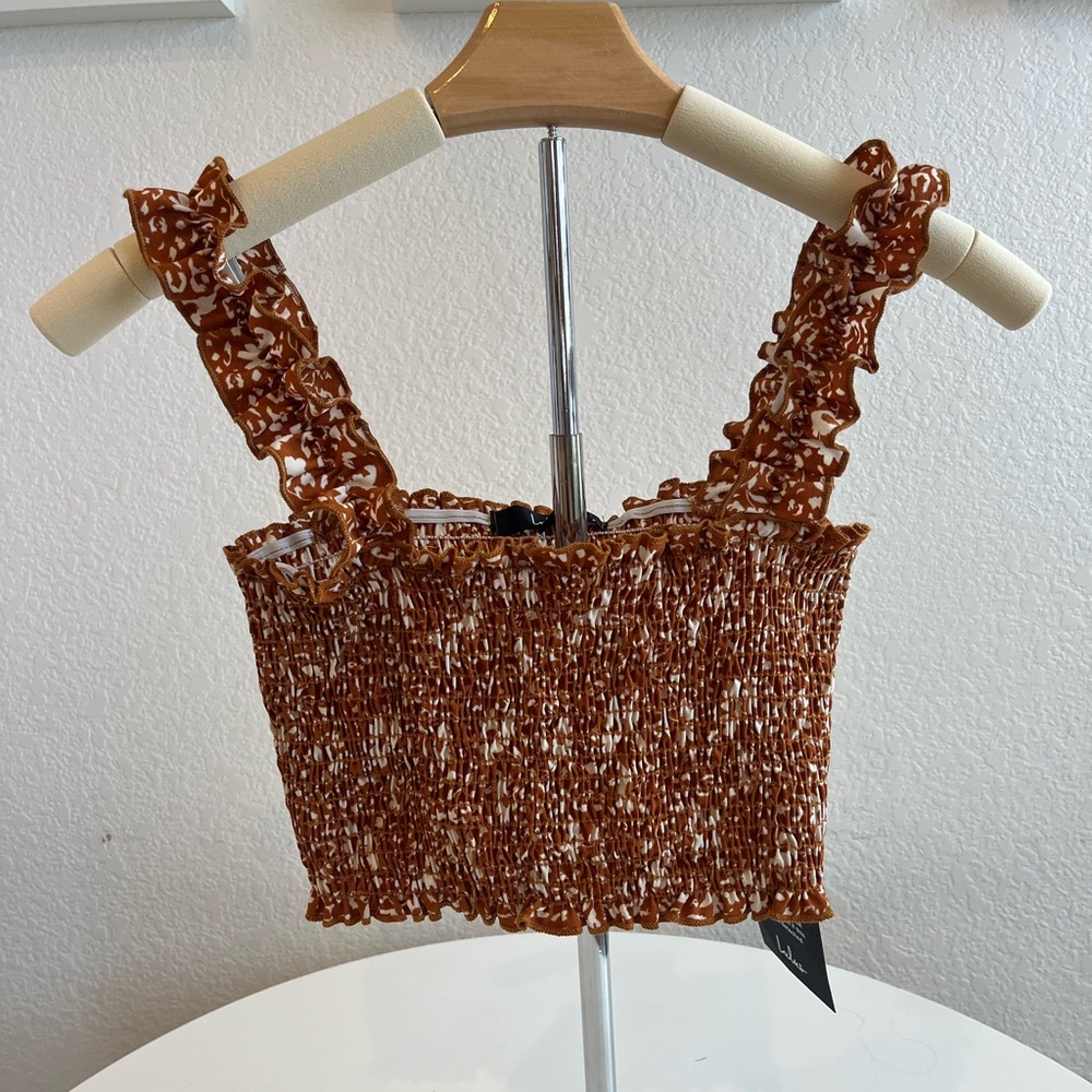 NWT Lulu's Crop Top